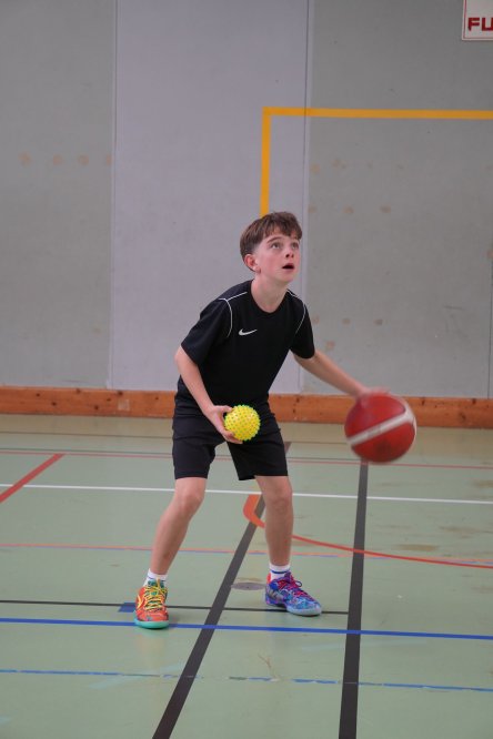 𝗦𝗧𝗔𝗚𝗘 𝗨𝟭𝟯𝗠 ✨