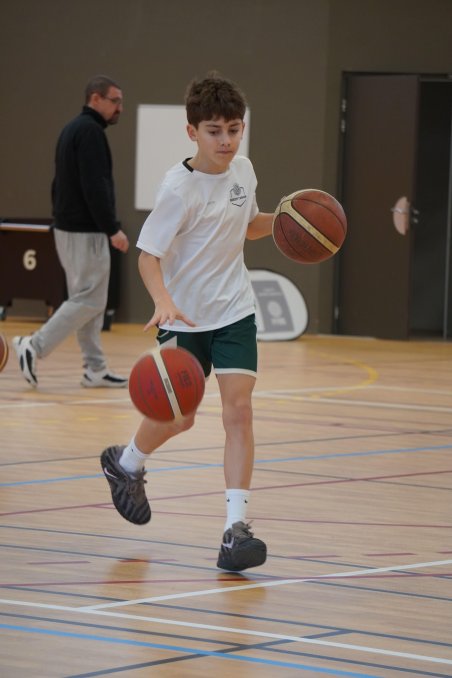 𝗦𝗧𝗔𝗚𝗘 𝗨𝟭𝟮𝗠 ✨